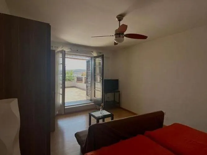Apartments Idea - Studio Apartment With Sea View Jadranovo