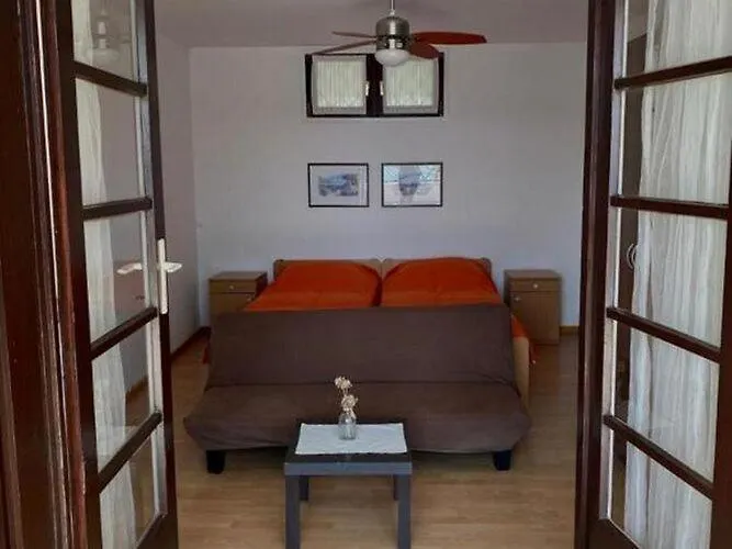 Apartments Idea - Studio Apartment With Sea View Jadranovo